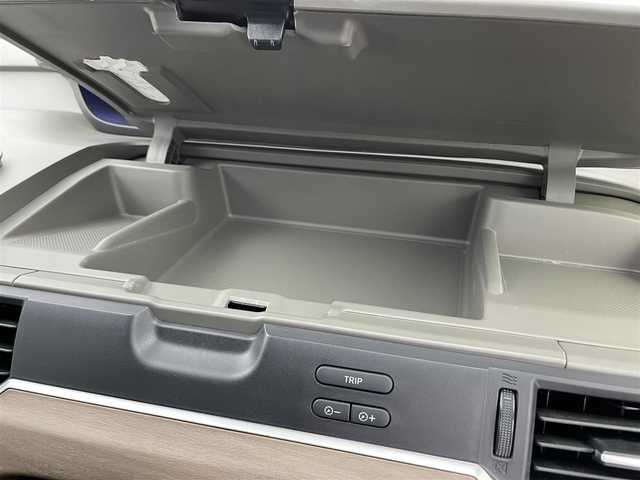 ホンダ フリード G ホンダセンシング 富山県 2022(令4)年 3万km クリスタルブラックパール 社外ディスプレイオーディオ（AM/FM/CD/BT/USB）/バックカメラ/ETC/両側パワースライドドア/シートヒーター/衝突被害軽減システム/レーダークルーズコントロール/レーンキープアシスト/横滑り防止装置/アイドリングストップ/純正アルミホイール/純正フロアマット/オートLEDライト/ステアリングスイッチ/スマートキー/スペアキー