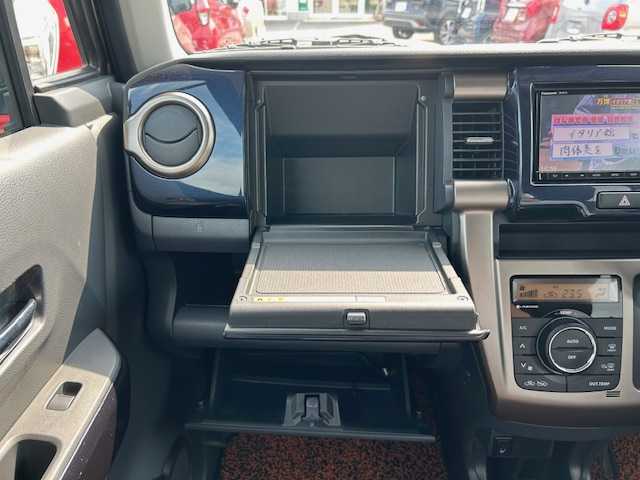 スズキ ハスラー Jスタイル Ⅲ 静岡県 2018(平30)年 3.4万km ブレイブカーキパール/スチールシルバー 純正ディーラーナビ（AM/FM/DVD/CD）/Bluetooth接続/フルセグTV/アラウンドビューモニター/デュアルカメラブレーキサポート/前席シートヒーター/ハーフレザーシート/ＥＴＣ/LＥＤフォグライト/レーンキープアシスト/横滑り防止装置/アイドリングストップ/純正フロアマット/純正アルミホイール15インチ/オートライト/プッシュスタート/スマートキー/スペアキー１本