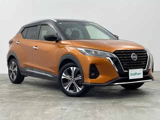 日産 キックス X 群馬県 2021(令3)年 3.4万km プレミアムホライズンオレンジ/ピュアブラック 2トーン 衝突軽減　純正ディスプレイオーディオ　全方位カメラ　プロパイロット　デジタルインナーミラー　純正１７インチアルミホイール　ＬＥＤヘッドライト　クルーズコントロール　ハーフレザーシート　ＥＴＣ　禁煙車