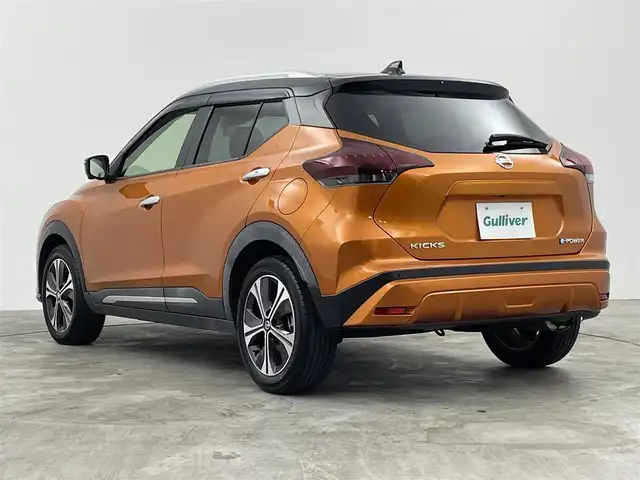 日産 キックス X 群馬県 2021(令3)年 3.4万km プレミアムホライズンオレンジ/ピュアブラック 2トーン 衝突軽減　純正ディスプレイオーディオ　全方位カメラ　プロパイロット　デジタルインナーミラー　純正１７インチアルミホイール　ＬＥＤヘッドライト　クルーズコントロール　ハーフレザーシート　ＥＴＣ　禁煙車