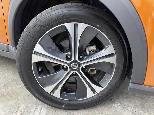 日産 キックス X 群馬県 2021(令3)年 3.4万km プレミアムホライズンオレンジ/ピュアブラック 2トーン 衝突軽減　純正ディスプレイオーディオ　全方位カメラ　プロパイロット　デジタルインナーミラー　純正１７インチアルミホイール　ＬＥＤヘッドライト　クルーズコントロール　ハーフレザーシート　ＥＴＣ　禁煙車