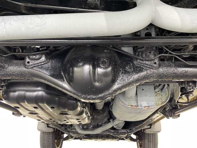 トヨタ ＦＪクルーザー カラーパッケージ 三重県 2011(平23)年 7.5万km イエロー/ホワイト 純正ナビ　/【ＣＤ／ＤＶＤ／Ｂｌｕｅｔｏｏｔｈ】　/地デジ対応ＴＶ　/バックカメラ　/センターデフロック/フォグランプ/ヘッドライトレベライザー　/ＥＴＣ　/クルーズコントロール　/２０インチ純正アルミホイール　/Ｒコーナーセンサー