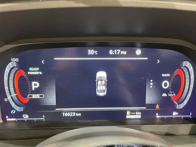 日産 エクストレイル オーテック e-4ORCE アドバンスドPKG 愛知県 2023(令5)年 1.7万km ダイヤモンドブラック 純正１２．３インチナビ/サンルーフ/プロパイロット/ＢＯＳＥサウンドシステム/アラウンドビューモニター/プロパイロットパーキング/パワーバックドア/ヒルディセントコントロール/衝突軽減ブレーキ/車線逸脱警報/ブラインドスポットモニター/コーナーセンサー/電動パーキングブレーキ/デジタルルームミラー/前後ドライブレコーダー/ビルトインＥＴＣ２．０/パワーシート【シートメモリー付】/オーテック専用レザーシート/全席シートヒーター/ハンドルヒーター/アクセサリーソケット/USB入力端子/純正フロアマット/純正20インチアルミホイール