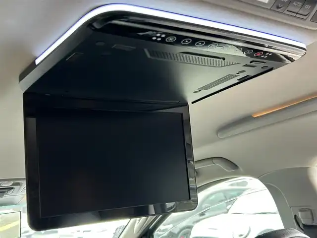 トヨタ アルファード 240S 高知県 2008(平20)年 19.1万km ホワイトパールクリスタルシャイン 社外ナビ/【CD/DVD/BT/フルセグTV】/社外フリップダウンモニタ-/バックカメラ/横滑り防止/両側パワースライドドア/コーナー、バックセンサー/ビルトインETC/ドライブレコーダー/ヘッドライトレベライザー/フォグランプ/スマートキー/プッシュスタート/純正アルミホイール 18インチ/スペアキー×1【スマートキー】