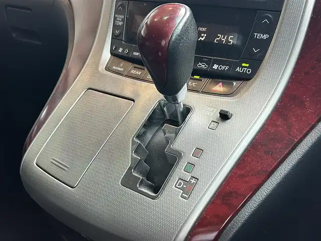 トヨタ アルファード 240S 高知県 2008(平20)年 19.1万km ホワイトパールクリスタルシャイン 社外ナビ/【CD/DVD/BT/フルセグTV】/社外フリップダウンモニタ-/バックカメラ/横滑り防止/両側パワースライドドア/コーナー、バックセンサー/ビルトインETC/ドライブレコーダー/ヘッドライトレベライザー/フォグランプ/スマートキー/プッシュスタート/純正アルミホイール 18インチ/スペアキー×1【スマートキー】