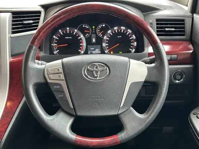 トヨタ アルファード 240S 高知県 2008(平20)年 19.1万km ホワイトパールクリスタルシャイン 社外ナビ/【CD/DVD/BT/フルセグTV】/社外フリップダウンモニタ-/バックカメラ/横滑り防止/両側パワースライドドア/コーナー、バックセンサー/ビルトインETC/ドライブレコーダー/ヘッドライトレベライザー/フォグランプ/スマートキー/プッシュスタート/純正アルミホイール 18インチ/スペアキー×1【スマートキー】