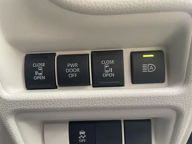 トヨタ シエンタ ハイブリッド Z 栃木県 2024(令6)年 1.8万km アーバンカーキ トヨタセーフティセンス/純正10.5インチナビ/フルセグTV/DVD/Bluetooth/USB/全周囲カメラ/ビルトインETC/両側パワースライドドア/AC100V/1500Wアクセサリーコンセント/レーダークルーズコントロール/スマートキー×2/プッシュスタート/ステアリングリモコン/LEDオートライト/アイドリングストップ/横滑り防止装置/クリアランスソナー/電動格納ミラー/ドアバイザー