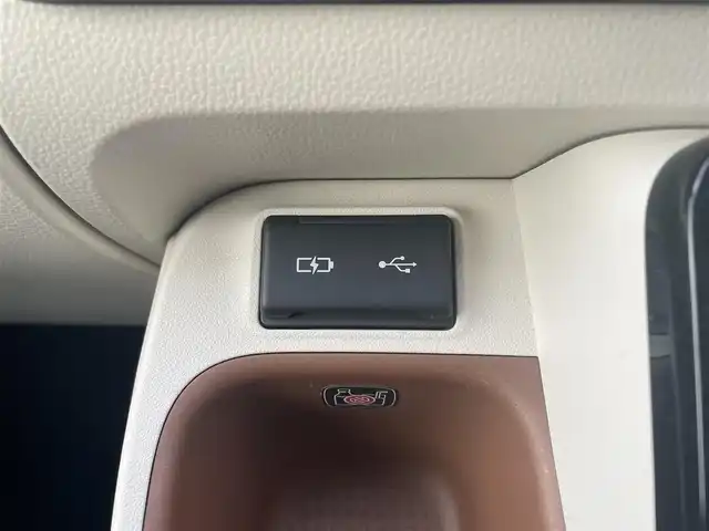 トヨタ シエンタ ハイブリッド Z 栃木県 2024(令6)年 1.8万km アーバンカーキ トヨタセーフティセンス/純正10.5インチナビ/フルセグTV/DVD/Bluetooth/USB/全周囲カメラ/ビルトインETC/両側パワースライドドア/AC100V/1500Wアクセサリーコンセント/レーダークルーズコントロール/スマートキー×2/プッシュスタート/ステアリングリモコン/LEDオートライト/アイドリングストップ/横滑り防止装置/クリアランスソナー/電動格納ミラー/ドアバイザー