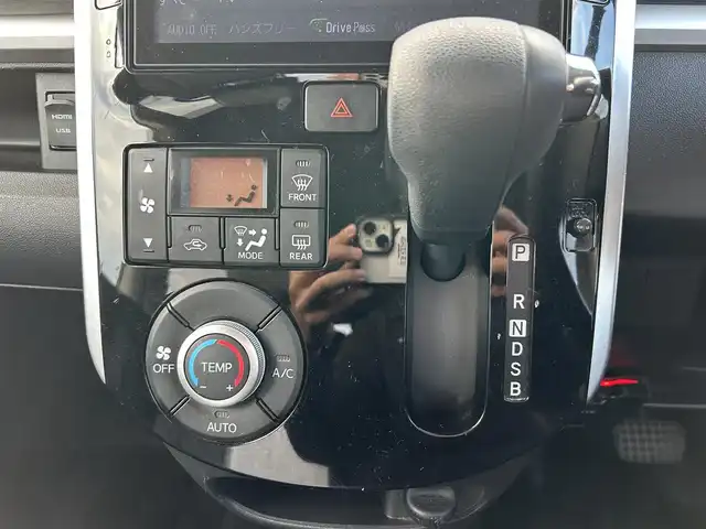 ダイハツ タント カスタムX トップED LTD SAⅢ 鹿児島県 2018(平30)年 7.4万km ブラックマイカメタリック 純正ＳＤナビ/　　CD/DVD/BT/ワンセグ/アラウンドビューモニター/両側パワースライドドア/LEDヘッドライト/シートヒーター/純正14インチアルミホイール/アイドリングストップ/スマートキー/社外ETC/クリアランスソナー