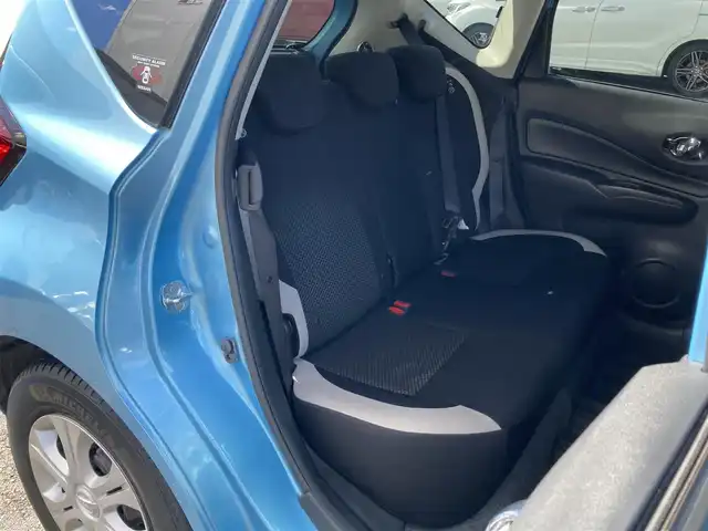 日産 ノート e－パワー X 静岡県 2017(平29)年 7.2万km 青 衝突軽減ブレーキ/踏み間違い衝突防止アシスト/フロント＆バックソナー/日産オリジナルナビ（MM316D-W）/　AM FM CD DVD Bluetooth USB MEMORYMUSIC/フルセグTV/アラウンドビューモニター/ETC/ドライブレコーダー/スマートルームミラー/LEDヘッドライト/オートライト/純正フロアマット/インテリジェントキー×2本