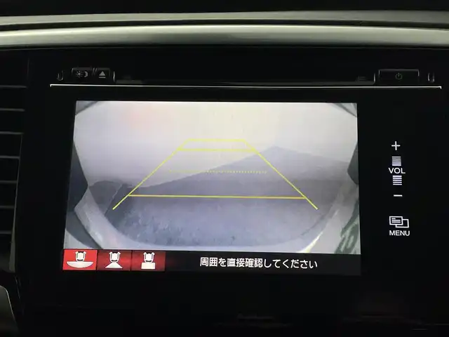 ホンダ オデッセイ アブソルート 埼玉県 2013(平25)年 6.8万km プレミアムヴィーナスブラックP 純正ナビ　１０型後席モニター　両側　ETC バックカメラ　クルーズコントロール　Ｂｌｕｅｔｏｏｔｈ　フルセグＴＶ　純正フロアマット　オットマン　フルフラット　ＬＥＤヘッドライト　衝突軽減被害