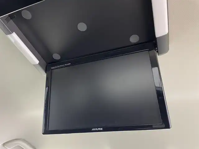 ホンダ オデッセイ アブソルート 埼玉県 2013(平25)年 6.8万km プレミアムヴィーナスブラックP 純正ナビ　１０型後席モニター　両側　ETC バックカメラ　クルーズコントロール　Ｂｌｕｅｔｏｏｔｈ　フルセグＴＶ　純正フロアマット　オットマン　フルフラット　ＬＥＤヘッドライト　衝突軽減被害