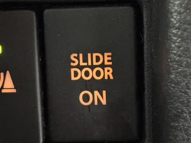 スズキ スペーシア ギア HYBRID XZターボ 福岡県 2020(令2)年 5.9万km デニムブルー ガンメタリック 2トーン 純正８型ナビ／フルセグＴＶ　/全方位カメラ　/ビルトインＥＴＣ　/前方ドラレコ　/レーダークルコン　/コーナーセンサー　/衝突軽減ブレーキ　/レーンキープ　/両側電動スライドドア　/シートヒーター　/ルーフレール　/ＬＥＤヘッドライト