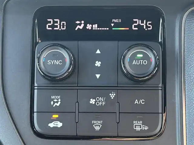 ホンダ ステップワゴン スパーダ eHEV 熊本県 2022(令4)年 2.8万km トワイライトミストブラックパール 純正9インチナビ/・AM/FM/CD/DVD/BT/SD/・フルセグTV/・バックカメラ/ホンダセンシング/・衝突軽減ブレーキ/・レーンキープアシスト/・先行車発進お知らせ/・車線維持支援システム/・ブラインドスポットモニター/・標識認識機能/・先行車発進お知らせ/・アダプティブクルーズコントロール/パワーテールゲート/2列目オットマン/ハーフレザーシート/前席シートヒーター/革巻きステアリング/ステアリングスイッチ/パドルシフト/電動パーキングブレーキ/オートホールドブレーキ/LEDヘッドライト/フォグランプ/電動格納ミラー/ウインカーミラー/純正フロアマット/純正アルミホイール/ドアバイザー