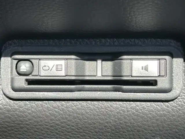 ホンダ ステップワゴン スパーダ eHEV 熊本県 2022(令4)年 2.8万km トワイライトミストブラックパール 純正9インチナビ/・AM/FM/CD/DVD/BT/SD/・フルセグTV/・バックカメラ/ホンダセンシング/・衝突軽減ブレーキ/・レーンキープアシスト/・先行車発進お知らせ/・車線維持支援システム/・ブラインドスポットモニター/・標識認識機能/・先行車発進お知らせ/・アダプティブクルーズコントロール/パワーテールゲート/2列目オットマン/ハーフレザーシート/前席シートヒーター/革巻きステアリング/ステアリングスイッチ/パドルシフト/電動パーキングブレーキ/オートホールドブレーキ/LEDヘッドライト/フォグランプ/電動格納ミラー/ウインカーミラー/純正フロアマット/純正アルミホイール/ドアバイザー