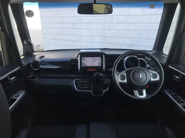 ホンダ Ｎ ＢＯＸ カスタム G ターボ Lパッケージ 栃木県 2016(平28)年 9.2万km ポリッシュドメタルメタリック 株)IDOMが運営する【じしゃロン小山店】の自社ローン専用車両になります。こちらは現金またはオートローンご利用時の価格です。自社ローンご希望の方は別途その旨お申付け下さい//ワンオーナー/禁煙車/純正フルセグナビ/（CD/DVD/AM/FMラジオ）/(Bluetooth)/スマートキー/プッシュスタート/バックカメラ/ＥＴＣ/両側パワースライドドア/クルーズコントロール/チップアップシート/パドルシフト/アイドリングストップ/ステアリングリモコン/後部座席サンシェード/電動格納ドアミラー/パワーウインドウ/オートライト