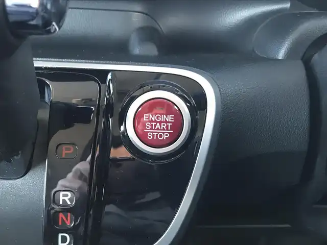 ホンダ Ｎ ＢＯＸ カスタム G ターボ Lパッケージ 栃木県 2016(平28)年 9.2万km ポリッシュドメタルメタリック 株)IDOMが運営する【じしゃロン小山店】の自社ローン専用車両になります。こちらは現金またはオートローンご利用時の価格です。自社ローンご希望の方は別途その旨お申付け下さい//ワンオーナー/禁煙車/純正フルセグナビ/（CD/DVD/AM/FMラジオ）/(Bluetooth)/スマートキー/プッシュスタート/バックカメラ/ＥＴＣ/両側パワースライドドア/クルーズコントロール/チップアップシート/パドルシフト/アイドリングストップ/ステアリングリモコン/後部座席サンシェード/電動格納ドアミラー/パワーウインドウ/オートライト