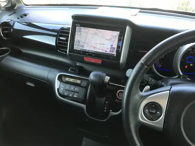 ホンダ Ｎ ＢＯＸ カスタム G ターボ Lパッケージ 栃木県 2016(平28)年 9.2万km ポリッシュドメタルメタリック 株)IDOMが運営する【じしゃロン小山店】の自社ローン専用車両になります。こちらは現金またはオートローンご利用時の価格です。自社ローンご希望の方は別途その旨お申付け下さい//ワンオーナー/禁煙車/純正フルセグナビ/（CD/DVD/AM/FMラジオ）/(Bluetooth)/スマートキー/プッシュスタート/バックカメラ/ＥＴＣ/両側パワースライドドア/クルーズコントロール/チップアップシート/パドルシフト/アイドリングストップ/ステアリングリモコン/後部座席サンシェード/電動格納ドアミラー/パワーウインドウ/オートライト