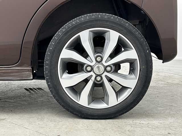 日産 デイズ ルークス ハイウェイスターターボ 大阪府 2014(平26)年 7万km モカブラウンP 純正ナビ/【ワンセグTV/Bluetooth/CD/DVD/USB接続/FM/AM】/アラウンドビューモニター/両側パワースライドドア/エマージェンシーブレーキ/踏み間違い防止機能/LEDヘッドライト/オートライト/電動格納ミラー/純正15インチアルミホイール/後席サンシェード/後席パーソナブルテーブル/ステアリングスイッチ/スマートキー/スペアキー1本/プッシュスタート