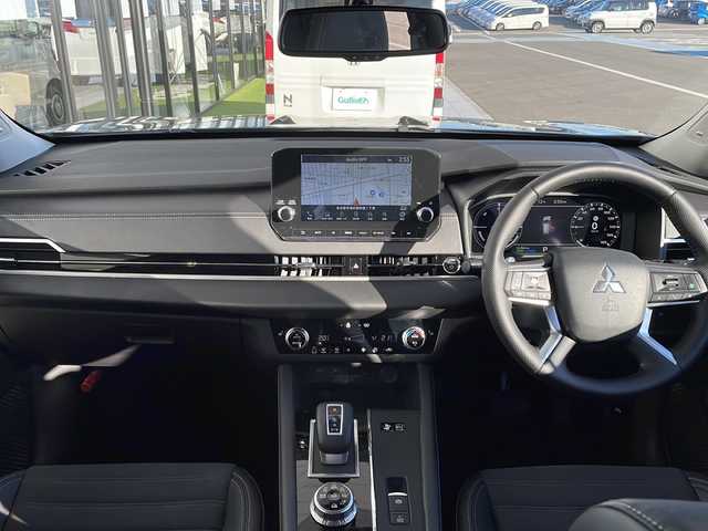 三菱 アウトランダー ＰＨＥＶ