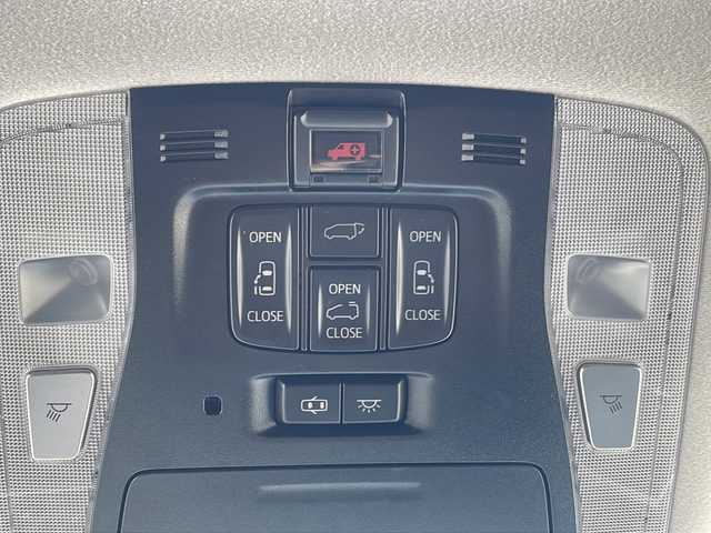 トヨタ アルファード S Cパッケージ 沖縄県 2018(平30)年 5.9万km ブラック 禁煙車　/７名　/モデリスタエアロ　/１１型ナビ　【EX11Z】/　(フルセグTV　Bluetooth　DVD/CD)/１２．８型フリップダウンモニター　/Ｗサンルーフ　/両側パワースライドドア　/三眼ＬＥＤヘッドライト　/パワーバックドア　/黒革シート　/バックカメラ　/スマートキー/プッシュスタート/オートマチックハイビーム/クルーズコントロール/パワーシート/エアシート/シートヒーター/ETC