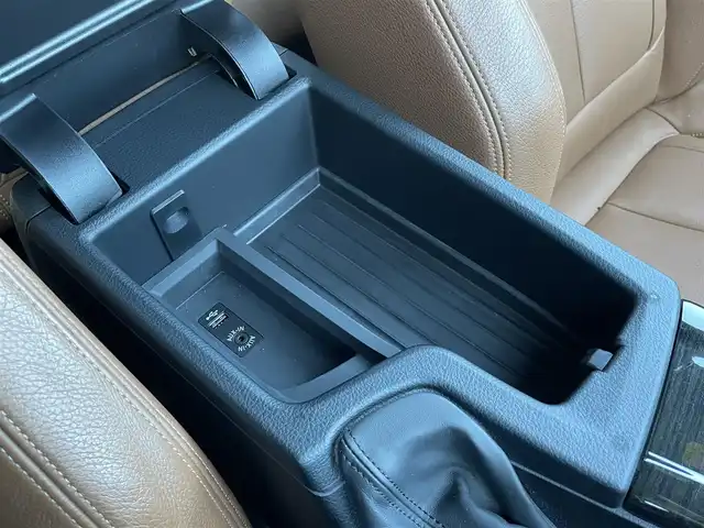 ＢＭＷ ４２０ｉ グランクーペ インスタイル 埼玉県 2016(平28)年 5.6万km アルピンホワイトⅢ 茶革シート　/純正ナビ　/Ｂｌｕｅｔｏｏｔｈ　/バックカメラ　/アクティブクルーズコントロール　/シートヒーター　/パワーシート　/電動リアゲート　/純正１９インチアルミホイール　/ＬＥＤヘッドライト　/ミラー一体型ＥＴＣ