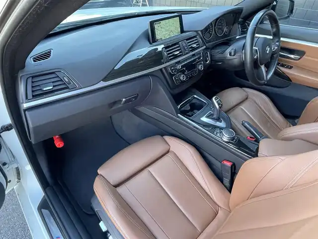 ＢＭＷ ４２０ｉ グランクーペ インスタイル 埼玉県 2016(平28)年 5.6万km アルピンホワイトⅢ 茶革シート　/純正ナビ　/Ｂｌｕｅｔｏｏｔｈ　/バックカメラ　/アクティブクルーズコントロール　/シートヒーター　/パワーシート　/電動リアゲート　/純正１９インチアルミホイール　/ＬＥＤヘッドライト　/ミラー一体型ＥＴＣ