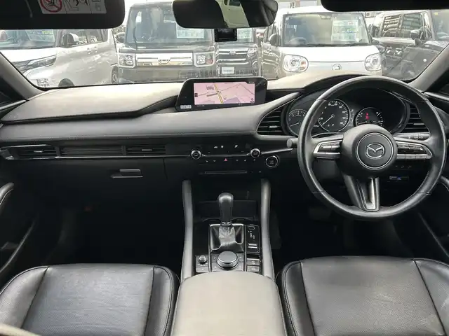マツダ マツダ３ファストバック 20S Lパッケージ 島根県 2019(令1)年 3.8万km ポリメタルグレーM ワンオーナー/純正SDナビ/フルセグテレビ/Bluetoothオーディオ/DVD再生/全方位カメラ/レザーシート/前後ドライブレコーダー（DRY-TW7500)/ETC/レーダークルーズコントロール/衝突軽減ブレーキ/レーンアシスト/純正LEDヘッドライト/スマートキー/プッシュスタート/アイドリングストップ/ウィンカーミラー/純正フロアマット/ドアバイザー