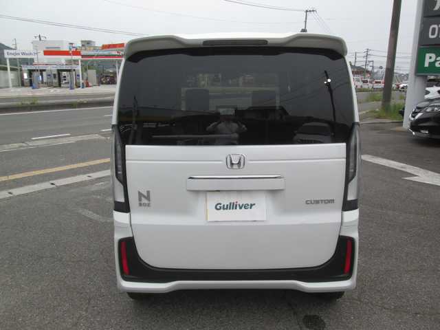 ホンダ Ｎ ＢＯＸ カスタム 広島県 2023(令5)年 1.1万km プラチナホワイトパール 新車ワンオーナー/純正ナビ/ホンダセンシング/両側パワースライドドア/レーダークルーズ/フルセグTV/Bluetooth/バックカメラ/前席シートヒーター/LEDヘッドライト/オートライト/USBポート/タイプCポート/新車保証書/取扱説明書/スペアキー