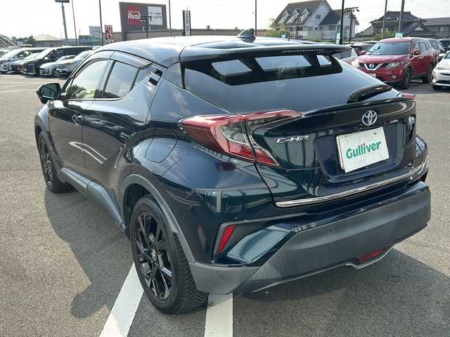 トヨタ Ｃ－ＨＲ G モード ネロ 岐阜県 2019(令1)年 7.6万km ブラッキッシュアゲハガラスフレーク 登録時走行距離：76092km/純正8インチSDナビ/フルセグテレビ・BT・USB/バックカメラ/アクティブクルーズコントロール/前後ドライブレコーダー/LEDヘッドライト/フォグライト/ETC/アイドリングストップ/純正１８インチアルミホイール/プッシュスタート/スマートキー