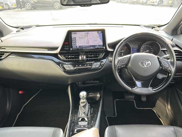 トヨタ Ｃ－ＨＲ G モード ネロ 岐阜県 2019(令1)年 7.6万km ブラッキッシュアゲハガラスフレーク 登録時走行距離：76092km/純正8インチSDナビ/フルセグテレビ・BT・USB/バックカメラ/アクティブクルーズコントロール/前後ドライブレコーダー/LEDヘッドライト/フォグライト/ETC/アイドリングストップ/純正１８インチアルミホイール/プッシュスタート/スマートキー