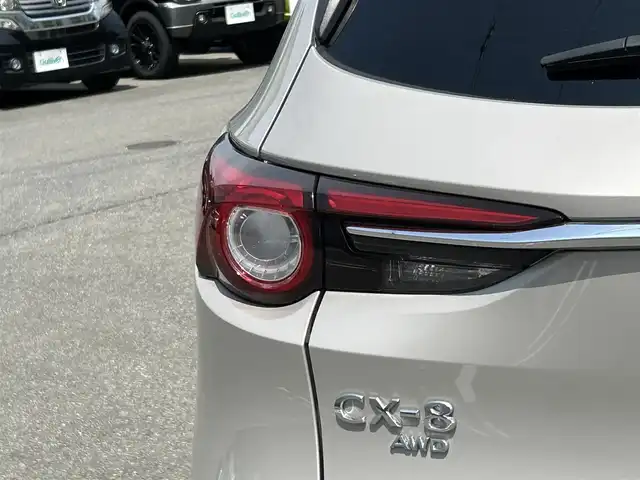 マツダ ＣＸ－８ XD エクスクルーシブモード 山形県 2021(令3)年 4万km プラチナクォーツメタリック 禁煙車/ワンオーナー/4WD/純正SDナビ/・TV/AM/FM/Bluetooth/アダプティブクルーズコントロール/アイドリングストップ/ブラインドスポットモニタリング/レーンキープアシスト/衝突被害軽減ブレーキ/車線逸脱警報/横滑り防止装置/盗難防止装置/LEDヘッドライト/オートライト/レザーシート/パワーシート/シートヒーター/パワーバックドア/全周囲カメラ/ドライブレコーダー/ETC/冬タイヤ積み込み/保証書/取扱説明書