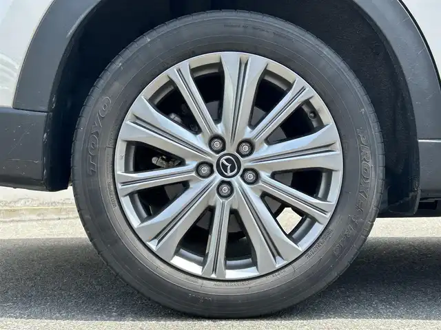マツダ ＣＸ－８ XD エクスクルーシブモード 山形県 2021(令3)年 4万km プラチナクォーツメタリック 禁煙車/ワンオーナー/4WD/純正SDナビ/・TV/AM/FM/Bluetooth/アダプティブクルーズコントロール/アイドリングストップ/ブラインドスポットモニタリング/レーンキープアシスト/衝突被害軽減ブレーキ/車線逸脱警報/横滑り防止装置/盗難防止装置/LEDヘッドライト/オートライト/レザーシート/パワーシート/シートヒーター/パワーバックドア/全周囲カメラ/ドライブレコーダー/ETC/冬タイヤ積み込み/保証書/取扱説明書