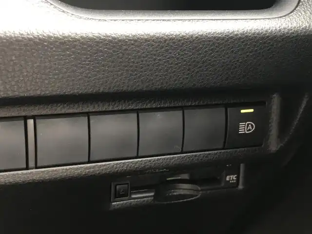 トヨタ ＲＡＶ４ ハイブリットX 富山県 2019(令1)年 3万km グレーメタリック モデリスタエアロ/純正ナビ/フルセグTV/Bluetooth/バックカメラ/ドライブレコーダー前後/プリクラッシュセーフティ/レーンキープアシスト/レーダークルーズコントロール/プッシュスタート/スマートキー/ルーフレール/ステアリングスイッチ/LEDヘッドライト/オートライト/ETC