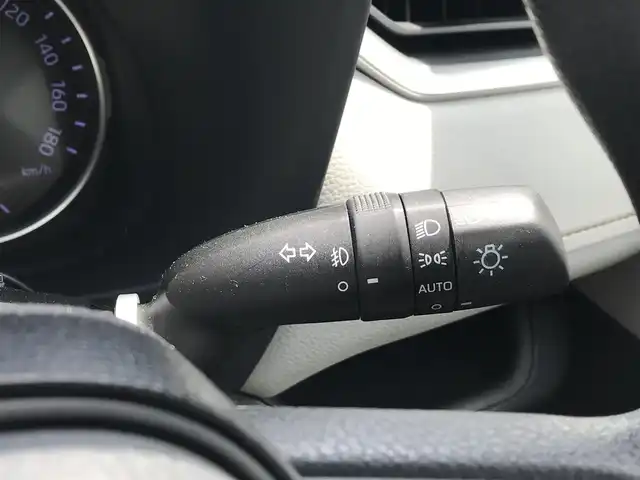 トヨタ ＲＡＶ４ ハイブリットX 富山県 2019(令1)年 3万km グレーメタリック モデリスタエアロ/純正ナビ/フルセグTV/Bluetooth/バックカメラ/ドライブレコーダー前後/プリクラッシュセーフティ/レーンキープアシスト/レーダークルーズコントロール/プッシュスタート/スマートキー/ルーフレール/ステアリングスイッチ/LEDヘッドライト/オートライト/ETC