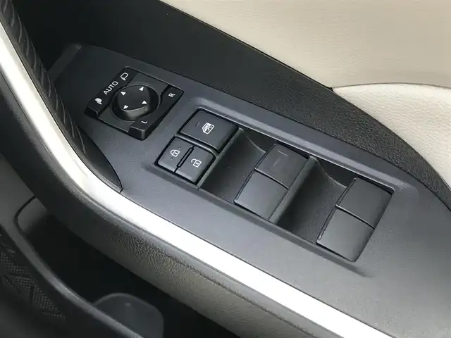 トヨタ ＲＡＶ４ ハイブリットX 富山県 2019(令1)年 3万km グレーメタリック モデリスタエアロ/純正ナビ/フルセグTV/Bluetooth/バックカメラ/ドライブレコーダー前後/プリクラッシュセーフティ/レーンキープアシスト/レーダークルーズコントロール/プッシュスタート/スマートキー/ルーフレール/ステアリングスイッチ/LEDヘッドライト/オートライト/ETC