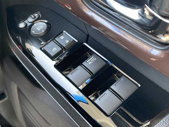 ホンダ Ｎ ＢＯＸ G･EXターボ Hセンシング カッパーブラウンスタイル 静岡県 2019(令1)年 5.4万km パールⅡ 禁煙/純正8インチナビ/（CD/DVD/AM/FM/BT）/・バックカメラ/・フルセグTV/・ドライブレコーダー/衝突軽減ブレーキ/レーンキープアシスト/横滑り防止装置/コーナーセンサー/両側パワースライドドア/ETC/プッシュスタート/・スマートキー/・スペアキー/LEDヘッドライト