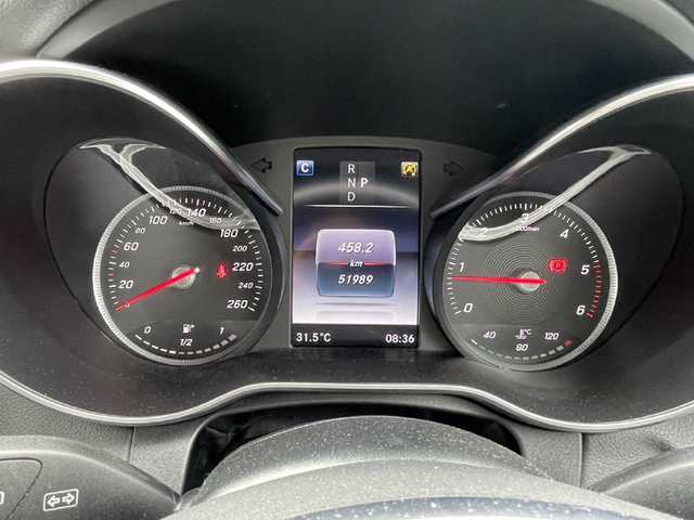 メルセデス・ベンツ Ｃ２２０ｄ 東京都 2016(平28)年 5.2万km 黒 ステアリングアシスト/レーンキープアシスト/ACC/ブラインドスポットモニター/LEDヘッドライト/パドルシフト/ヘッドアップディスプレイ/純正ナビゲーション/フルセグTV/バックカメラ/アイドリングストップ/社外ドラレコ/ブラックレザーシート/パワーシート/シートヒーター/電動リアゲート
