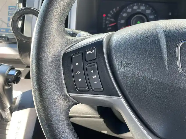 ホンダ ステップワゴン スパーダ Z 兵庫県 2012(平24)年 8.8万km ホワイトオーキッドパール (株)IDOMが運営する【じしゃロン神戸名谷店】の自社ローン専用車両になりますこちらは現金またはオートローンご利用時の価格です。自社ローンご希望の方は別途その旨お申付け下さい。/純正ナビ/両側パワースライドドア/バックカメラ/純正アルミホイール/パドルシフト/オートライト/ドライブレコーダー/ＥＴＣ/フルセグ/CD DVD/Bluetooth/ステアリングスイッチ/スマートキー