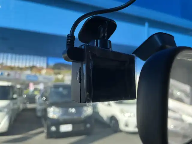 ホンダ ステップワゴン スパーダ Z 兵庫県 2012(平24)年 8.8万km ホワイトオーキッドパール (株)IDOMが運営する【じしゃロン神戸名谷店】の自社ローン専用車両になりますこちらは現金またはオートローンご利用時の価格です。自社ローンご希望の方は別途その旨お申付け下さい。/純正ナビ/両側パワースライドドア/バックカメラ/純正アルミホイール/パドルシフト/オートライト/ドライブレコーダー/ＥＴＣ/フルセグ/CD DVD/Bluetooth/ステアリングスイッチ/スマートキー