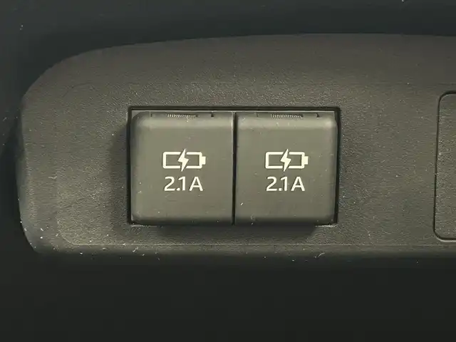 トヨタ シエンタ G クエロ 千葉県 2020(令2)年 2.3万km ブラックマイカ トヨタセーフティセンス/・プリクラッシュセーフティ/・レーンディパーチャーアラート/・クリアランスソナー/・先行車発進お知らせ/・オートハイビーム/社外7インチメモリナビ/CD BT MSV フルセグ/バックカメラ/両側パワースライドドア/LEDオートライト/ハーフレザーシート/革巻きステアリング/プッシュスタート/スマートキー/ETC