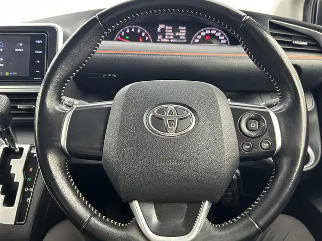 トヨタ シエンタ G クエロ 千葉県 2020(令2)年 2.3万km ブラックマイカ トヨタセーフティセンス/・プリクラッシュセーフティ/・レーンディパーチャーアラート/・クリアランスソナー/・先行車発進お知らせ/・オートハイビーム/社外7インチメモリナビ/CD BT MSV フルセグ/バックカメラ/両側パワースライドドア/LEDオートライト/ハーフレザーシート/革巻きステアリング/プッシュスタート/スマートキー/ETC