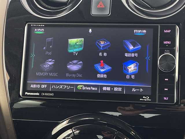 日産 ノート メダリスト X 新潟県 2017(平29)年 6.3万km ガーネットレッド エマージェンシーブレーキ/社外ストラーダナビ/　CD/DVD/Blu-ray/Bluetooth/フルセグTV/バックカメラ/オートライト/１４インチ社外ＡＷ/アイドリングストップ/電格ミラー/ウィンカーミラー/レーンキープアシスト/スマートキー