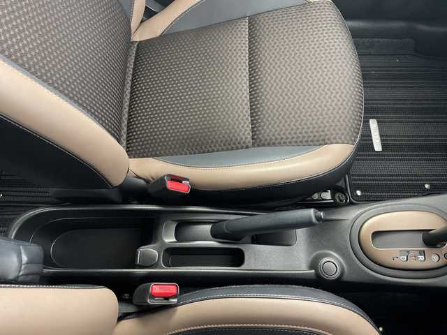 日産 ノート メダリスト X 新潟県 2017(平29)年 6.3万km ガーネットレッド エマージェンシーブレーキ/社外ストラーダナビ/　CD/DVD/Blu-ray/Bluetooth/フルセグTV/バックカメラ/オートライト/１４インチ社外ＡＷ/アイドリングストップ/電格ミラー/ウィンカーミラー/レーンキープアシスト/スマートキー