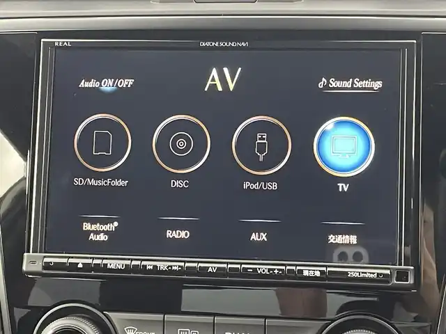 スバル ＷＲＸ ＳＴＩ STI タイプS 福岡県 2020(令2)年 1.7万km クリスタルホワイトP ダイヤトーンサウンド８型ナビ　/バック、サイドカメラ　/コーナーセンサー　/ＢＳＭ　/ＳＴＩプッシュスタート　/ＳＴＩスタイルパッケージ　/リアウィング　/リアスポイラー　/ＬＥＤアクセサリーライナー　/シートヒーター