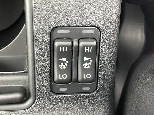 スバル ＷＲＸ ＳＴＩ STI タイプS 福岡県 2020(令2)年 1.7万km クリスタルホワイトP ダイヤトーンサウンド８型ナビ　/バック、サイドカメラ　/コーナーセンサー　/ＢＳＭ　/ＳＴＩプッシュスタート　/ＳＴＩスタイルパッケージ　/リアウィング　/リアスポイラー　/ＬＥＤアクセサリーライナー　/シートヒーター