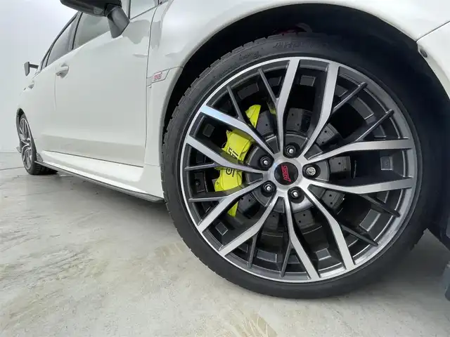 スバル ＷＲＸ ＳＴＩ STI タイプS 福岡県 2020(令2)年 1.7万km クリスタルホワイトP ダイヤトーンサウンド８型ナビ　/バック、サイドカメラ　/コーナーセンサー　/ＢＳＭ　/ＳＴＩプッシュスタート　/ＳＴＩスタイルパッケージ　/リアウィング　/リアスポイラー　/ＬＥＤアクセサリーライナー　/シートヒーター