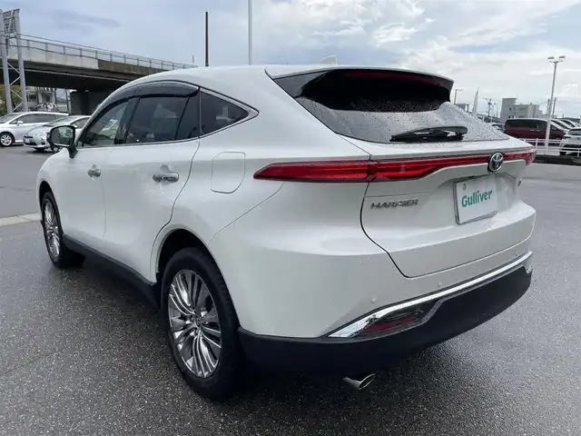 トヨタ ハリアー ハイブリッド Z 石川県 2020(令2)年 3.6万km ホワイトパールクリスタルシャイン 純正12.3型ディスプレイオーディオ/フルセグTV/ナビ/JBLサウンド/バックカメラ/デジタルインナーミラー/パワーバックドア/トヨタセーフティセンス/レーダークルーズ/クリアランスソナー/スマートキー/プッシュスタート/電動ミラー/ビルトインETC2.0/ヘッドアップディスプレイ/保証書