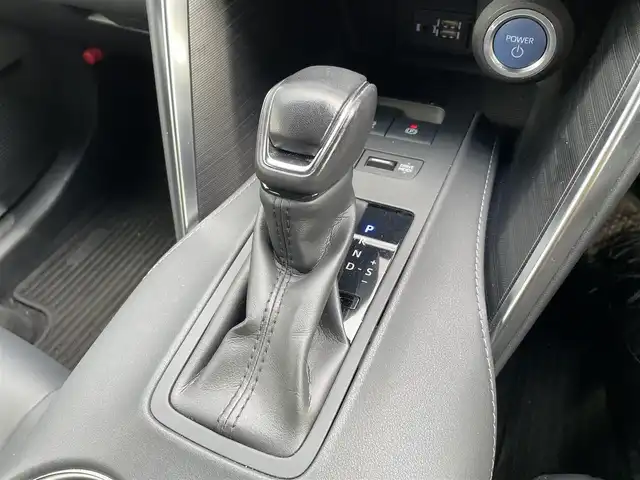 トヨタ ハリアー ハイブリッド Z 石川県 2020(令2)年 3.6万km ホワイトパールクリスタルシャイン 純正12.3型ディスプレイオーディオ/フルセグTV/ナビ/JBLサウンド/バックカメラ/デジタルインナーミラー/パワーバックドア/トヨタセーフティセンス/レーダークルーズ/クリアランスソナー/スマートキー/プッシュスタート/電動ミラー/ビルトインETC2.0/ヘッドアップディスプレイ/保証書