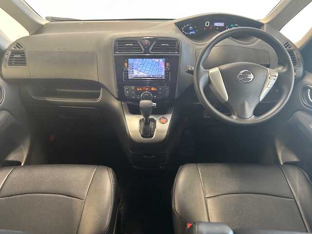 日産 セレナ ハイウェイスター Sエディション 静岡県 2016(平28)年 7.5万km ダイヤモンドブラック (株)IDOMが運営する【じしゃロン浜松店】の自社ローン専用車両になりますこちらは現金またはオートローンご利用時の価格です。自社ローンご希望の方は別途その旨お申付け下さい/〇純正ナビ/〇フルセグTV/〇パワースライドドア(助手席側)/〇スライドドアオートクローザー(運転席側)/〇バックカメラ/〇ETC/〇純正15インチアルミ/〇車線逸脱警報/〇SRSエアバッグ/〇オートライト/〇オートエアコン/〇インテリジェントキー/〇プッシュエンジンスターター/〇イモビライザー